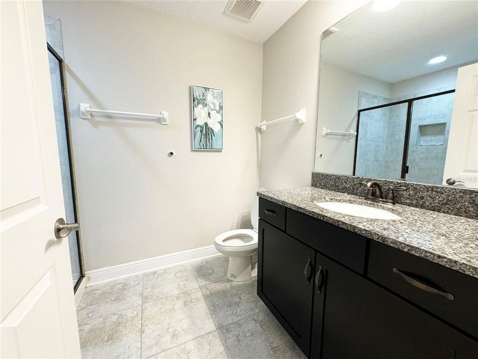 For Sale: $400,000 (3 beds, 2 baths, 1713 Square Feet)