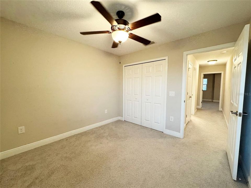 For Sale: $400,000 (3 beds, 2 baths, 1713 Square Feet)