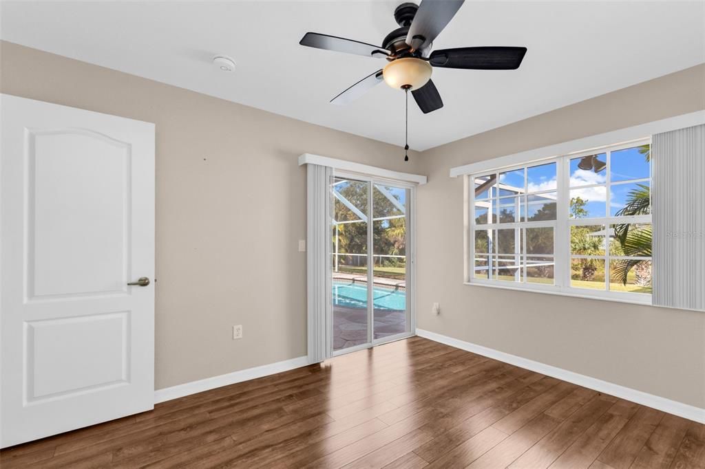 Active With Contract: $389,900 (3 beds, 2 baths, 1966 Square Feet)