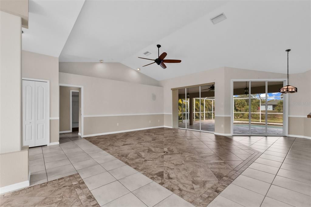 Active With Contract: $389,900 (3 beds, 2 baths, 1966 Square Feet)