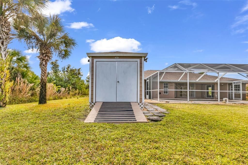 Active With Contract: $389,900 (3 beds, 2 baths, 1966 Square Feet)