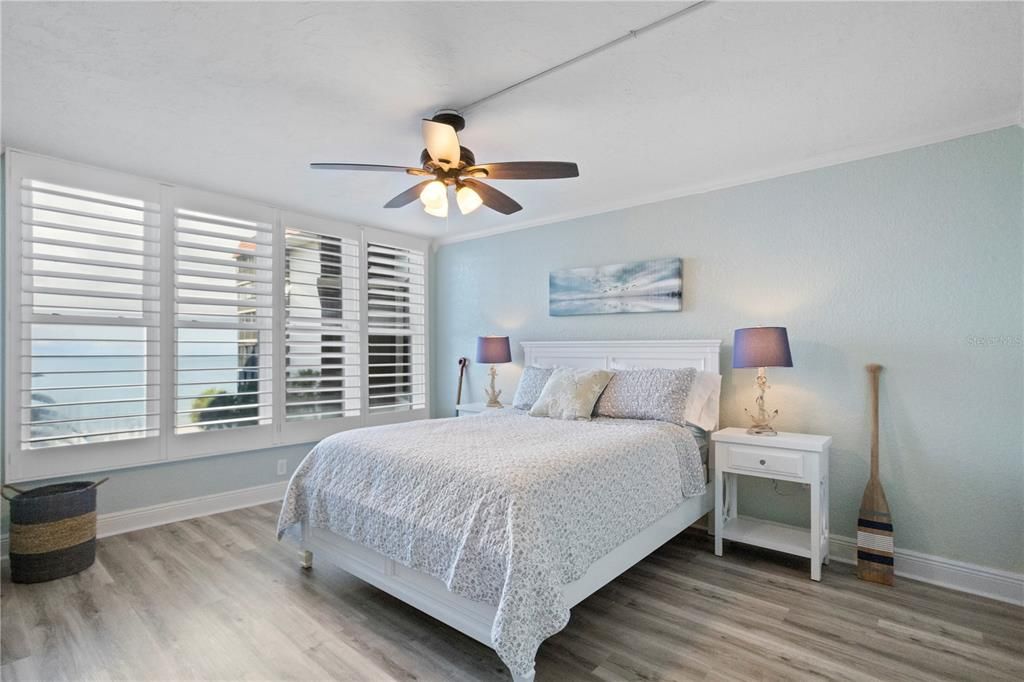 For Rent: $4,000 (2 beds, 2 baths, 1025 Square Feet)