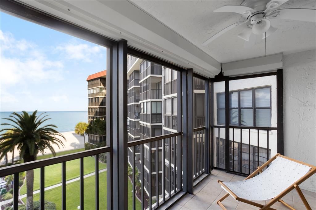 For Rent: $4,000 (2 beds, 2 baths, 1025 Square Feet)