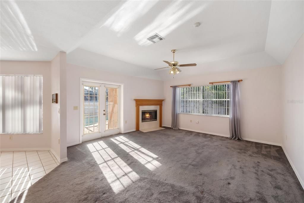 For Sale: $385,000 (3 beds, 2 baths, 2338 Square Feet)