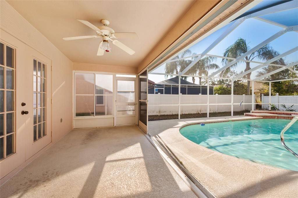 For Sale: $385,000 (3 beds, 2 baths, 2338 Square Feet)