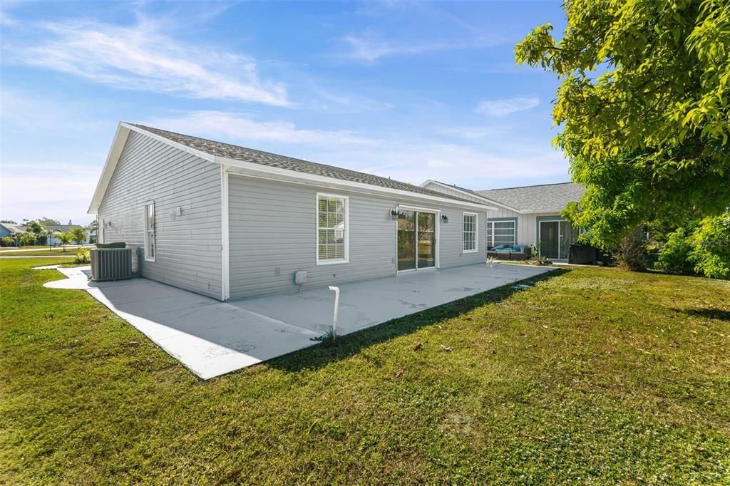 Active With Contract: $360,000 (3 beds, 2 baths, 1425 Square Feet)