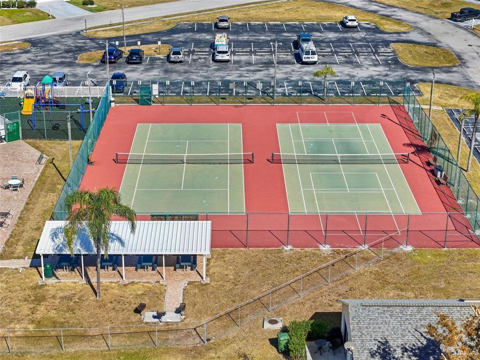 Active With Contract: $360,000 (3 beds, 2 baths, 1425 Square Feet)