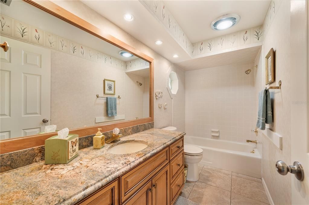 For Sale: $697,000 (3 beds, 3 baths, 2501 Square Feet)