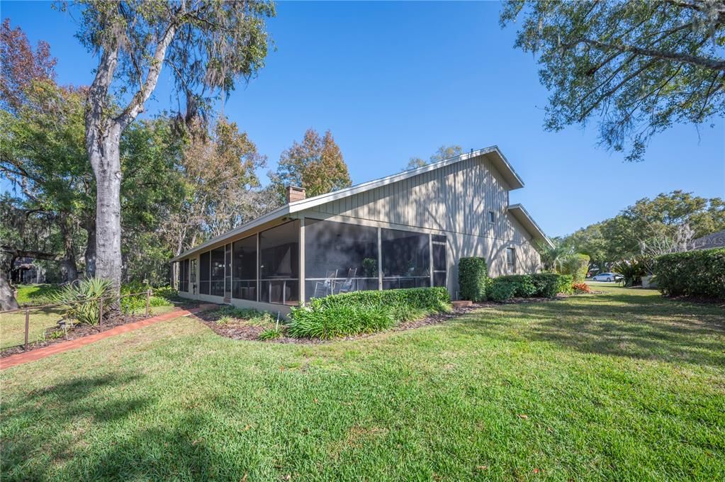 For Sale: $697,000 (3 beds, 3 baths, 2501 Square Feet)