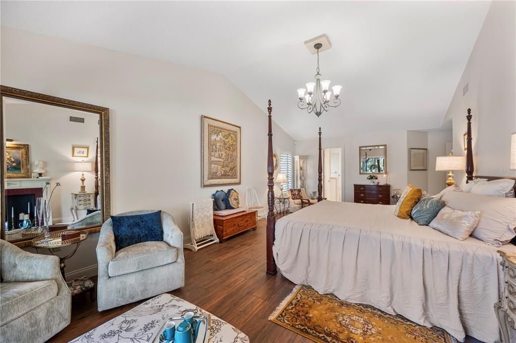 For Sale: $697,000 (3 beds, 3 baths, 2501 Square Feet)