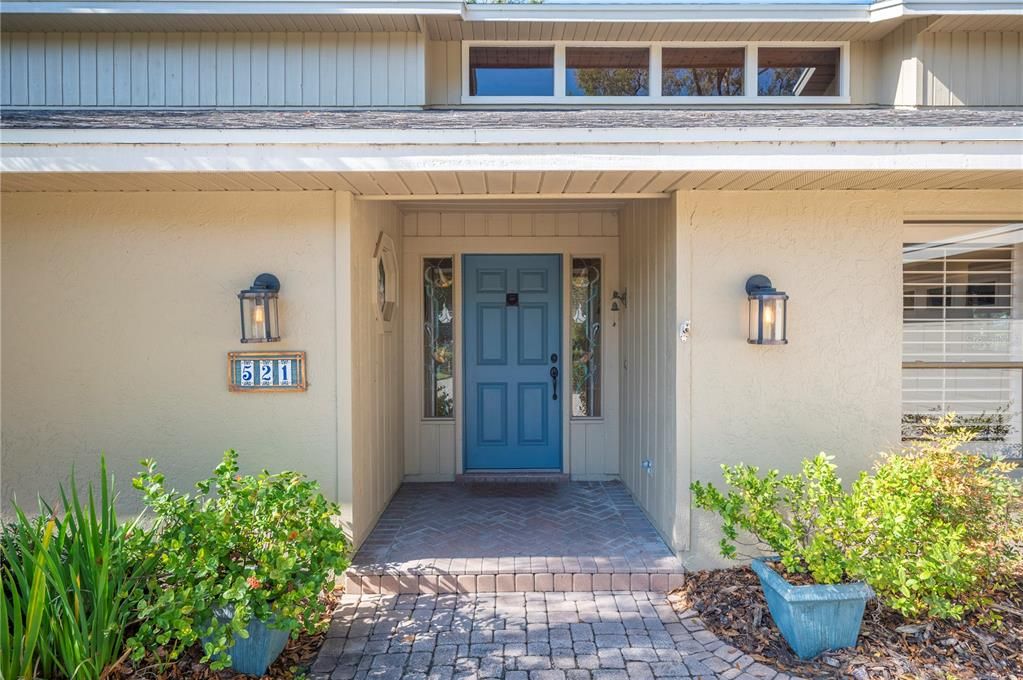 For Sale: $697,000 (3 beds, 3 baths, 2501 Square Feet)