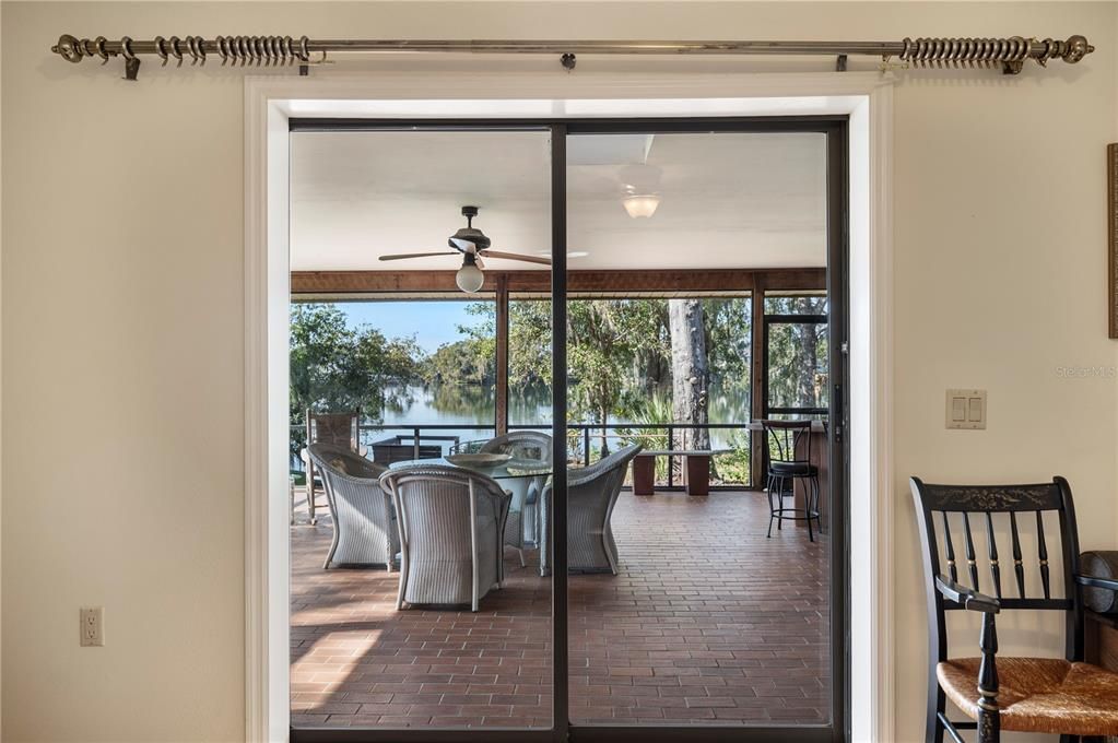 For Sale: $697,000 (3 beds, 3 baths, 2501 Square Feet)