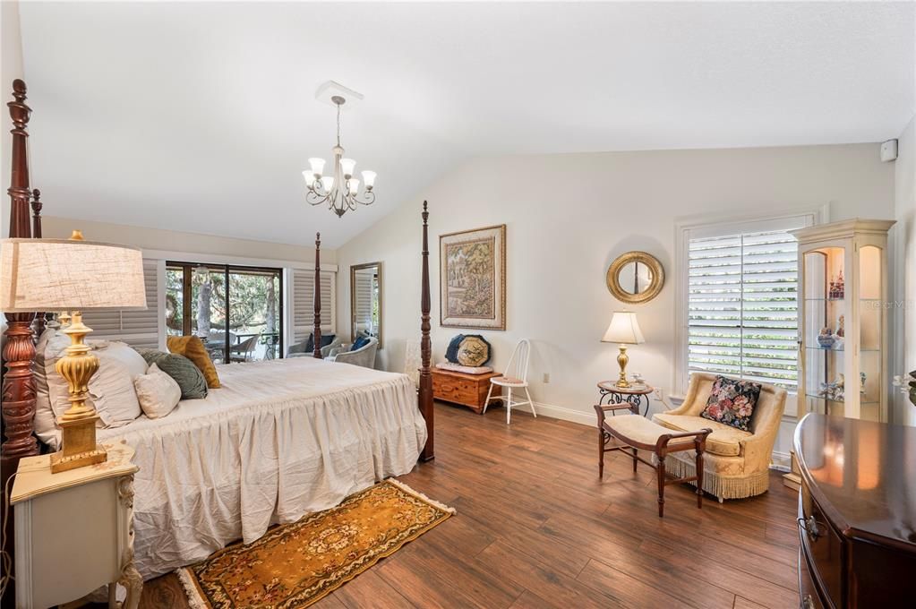 For Sale: $697,000 (3 beds, 3 baths, 2501 Square Feet)