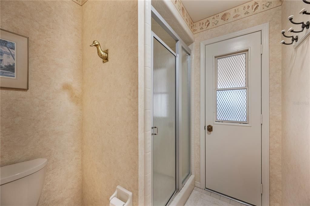 For Sale: $697,000 (3 beds, 3 baths, 2501 Square Feet)