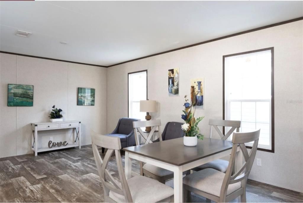 待售: $274,999 (4 贝兹, 2 浴室, 1494 平方英尺)