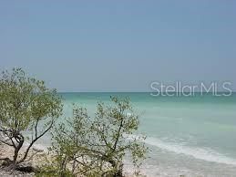 На продажу: $259,900 (2 спален, 2 ванн, 1400 Квадратных фут)