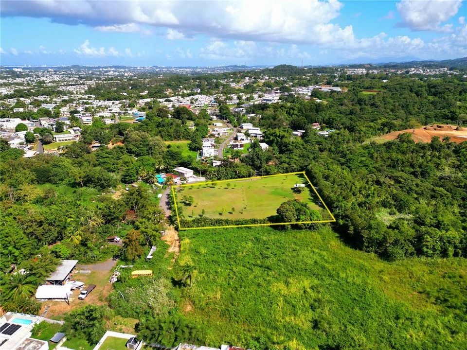 待售: $375,000 (2.91 acres)