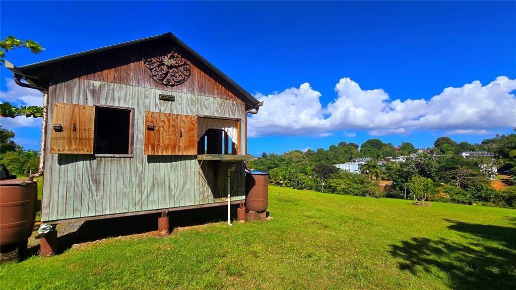 待售: $375,000 (2.91 acres)