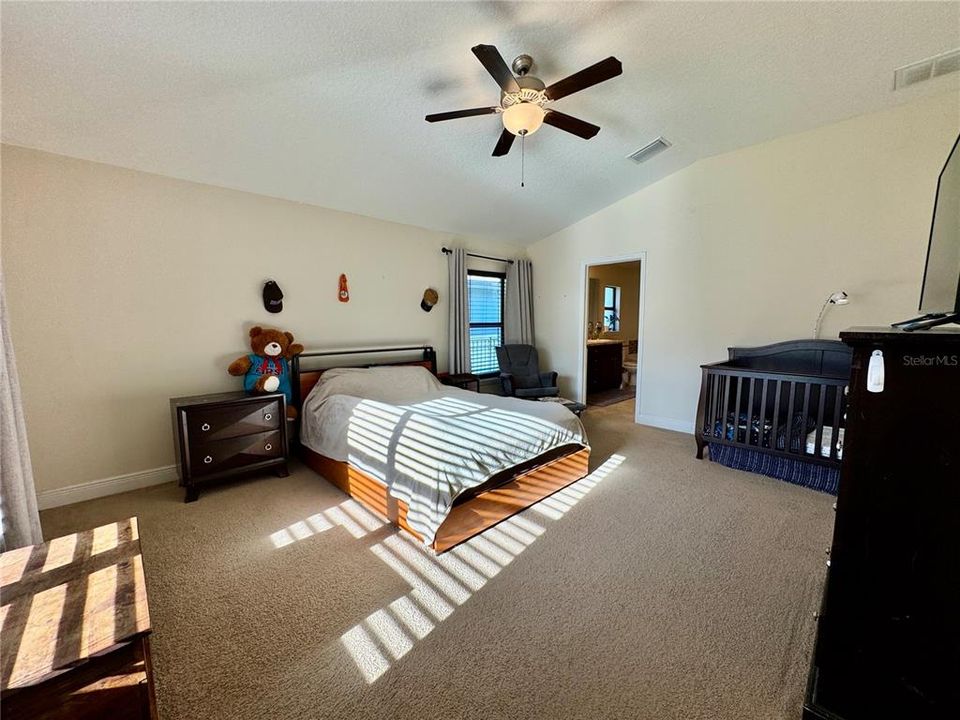 En Renta: $2,200 (3 camas, 2 baños, 1718 Pies cuadrados)