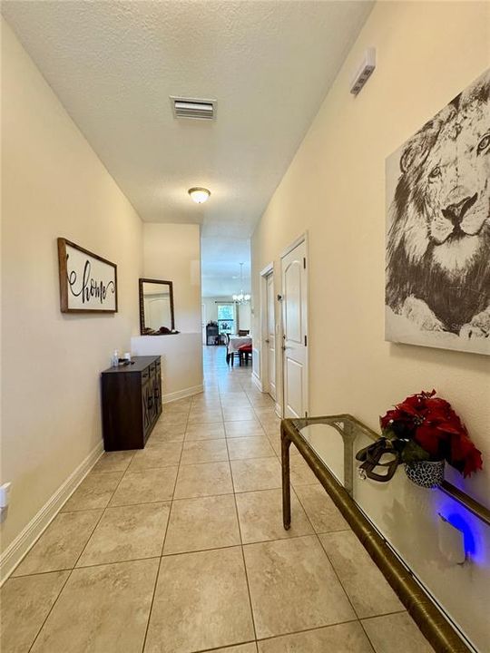 En Renta: $2,200 (3 camas, 2 baños, 1718 Pies cuadrados)