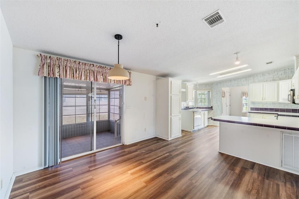 En Venta: $250,000 (2 camas, 2 baños, 1498 Pies cuadrados)