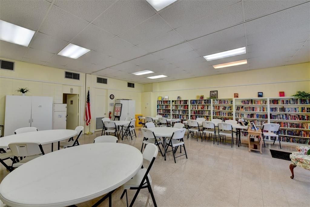 待售: $82,500 (1 贝兹, 1 浴室, 468 平方英尺)