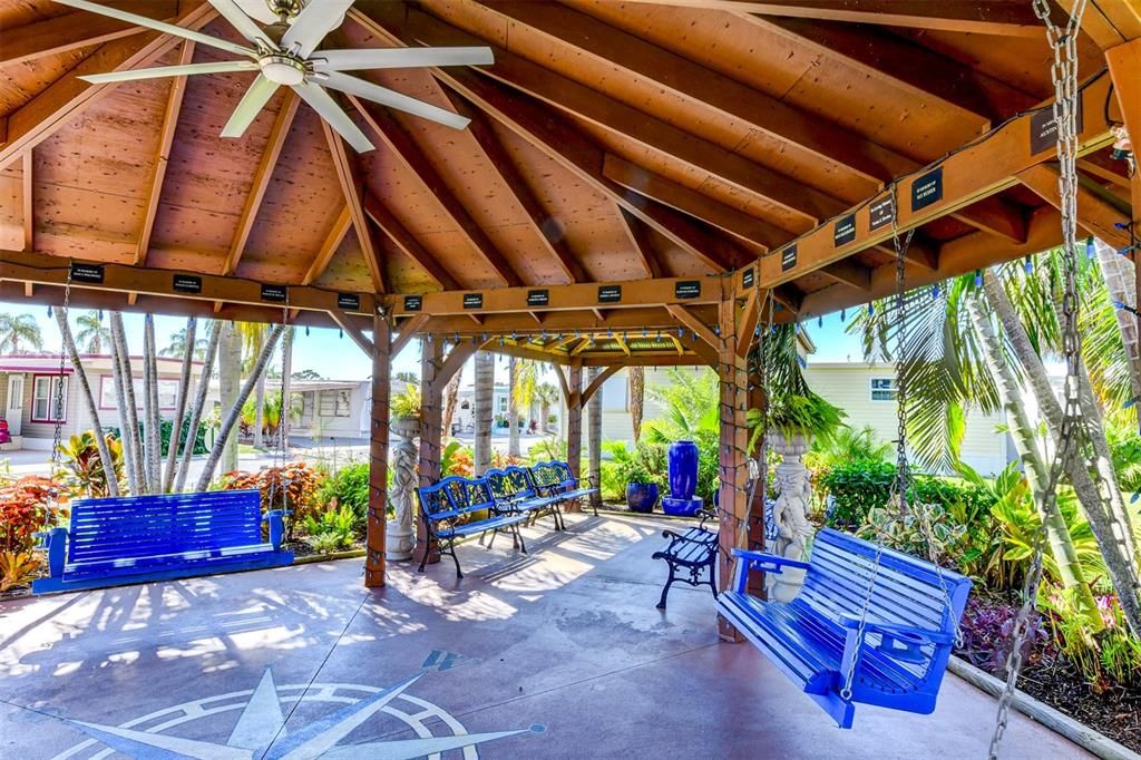 待售: $82,500 (1 贝兹, 1 浴室, 468 平方英尺)