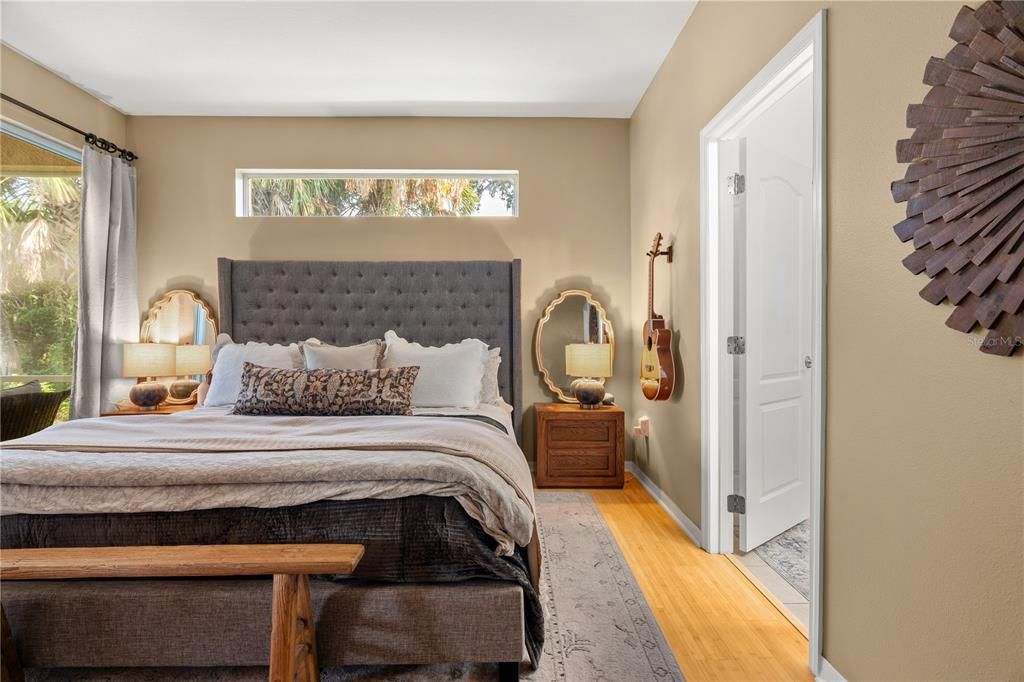 На продажу: $344,900 (2 спален, 2 ванн, 1666 Квадратных фут)