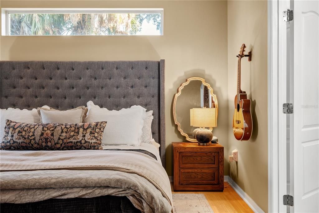 На продажу: $344,900 (2 спален, 2 ванн, 1666 Квадратных фут)