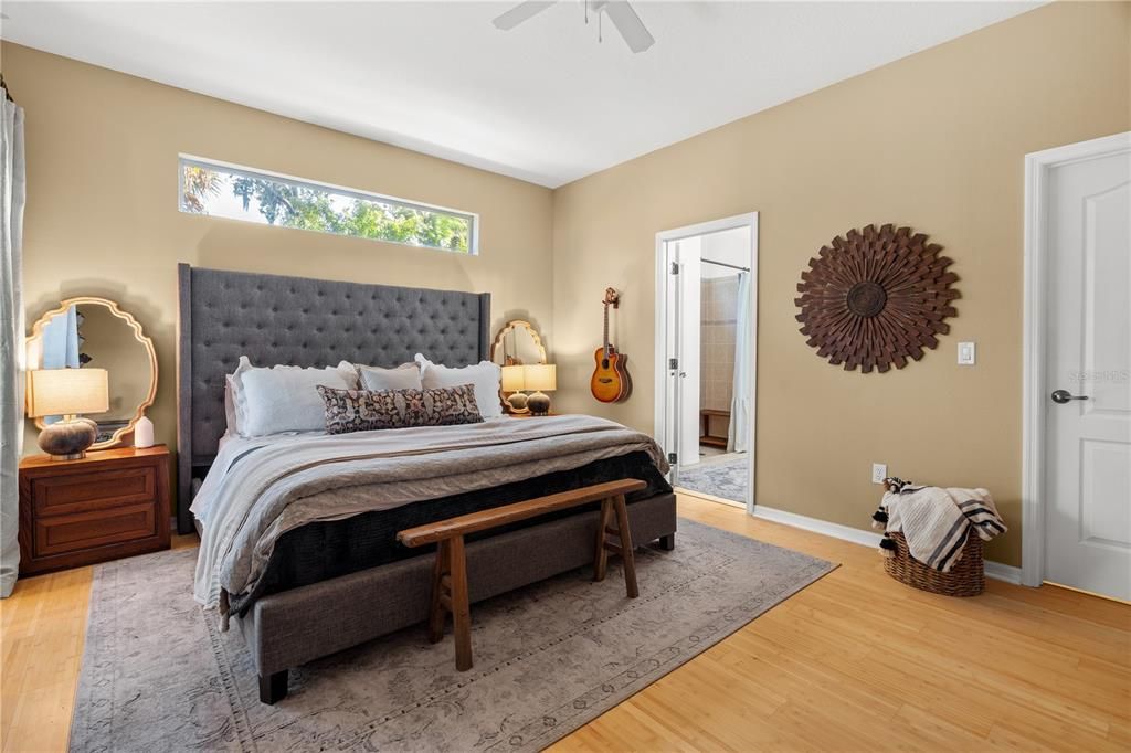 На продажу: $344,900 (2 спален, 2 ванн, 1666 Квадратных фут)