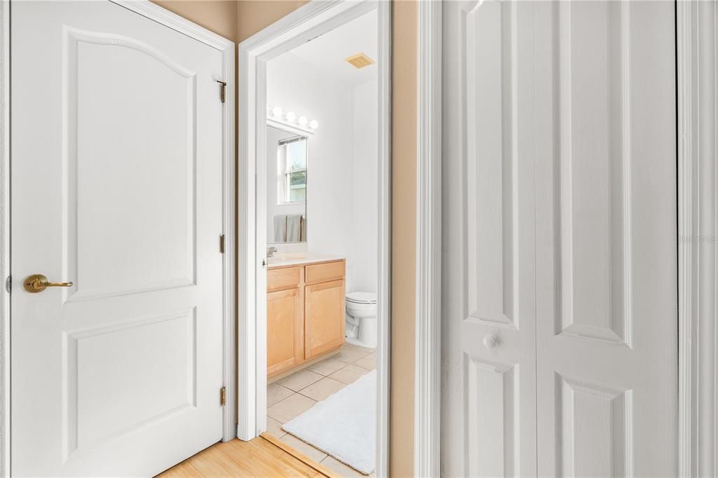 На продажу: $344,900 (2 спален, 2 ванн, 1666 Квадратных фут)