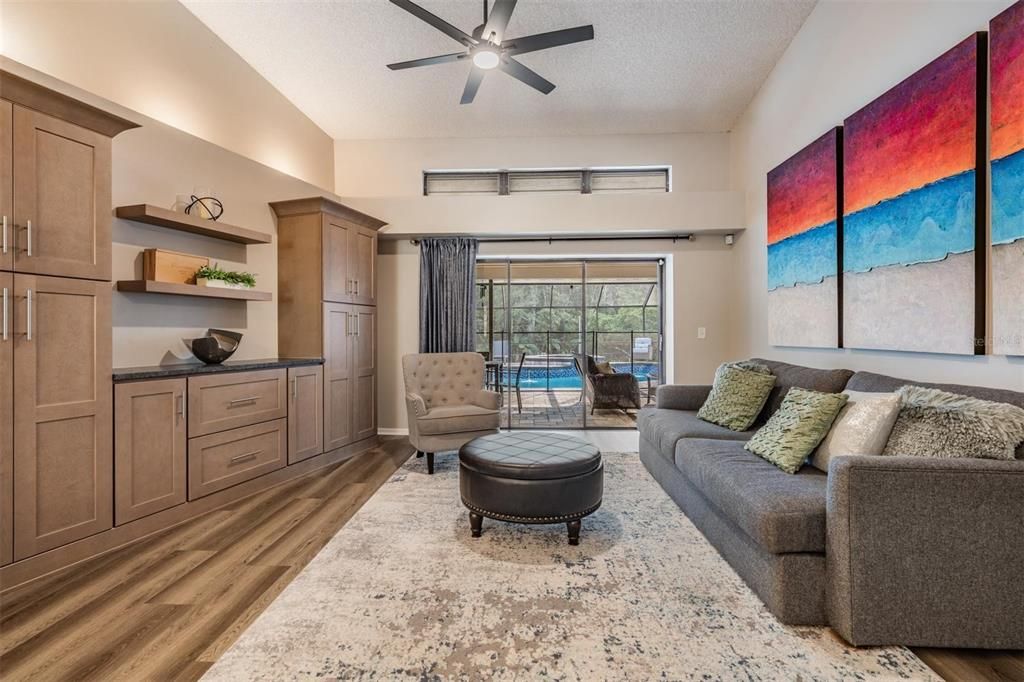 Active With Contract: $599,000 (5 beds, 3 baths, 2888 Square Feet)