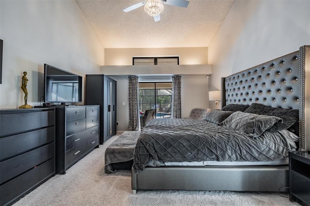 Active With Contract: $599,000 (5 beds, 3 baths, 2888 Square Feet)