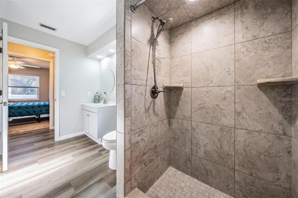 Active With Contract: $599,000 (5 beds, 3 baths, 2888 Square Feet)