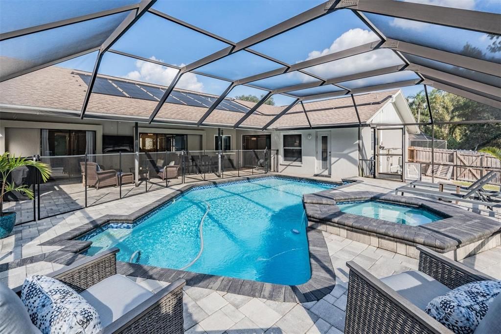 Active With Contract: $599,000 (5 beds, 3 baths, 2888 Square Feet)