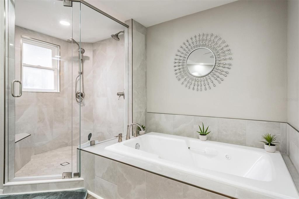 Active With Contract: $599,000 (5 beds, 3 baths, 2888 Square Feet)