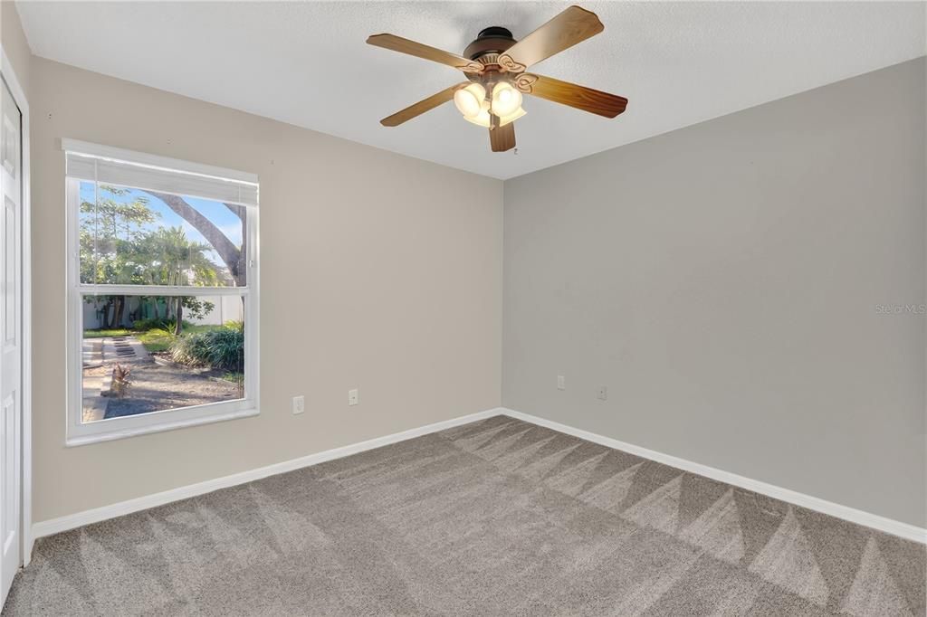 Active With Contract: $315,000 (3 beds, 2 baths, 1467 Square Feet)