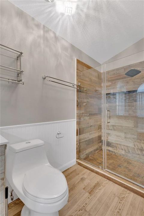 Active With Contract: $315,000 (3 beds, 2 baths, 1467 Square Feet)