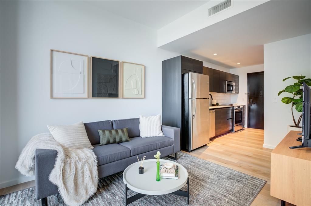 For Rent: $2,520 (1 beds, 1 baths, 518 Square Feet)