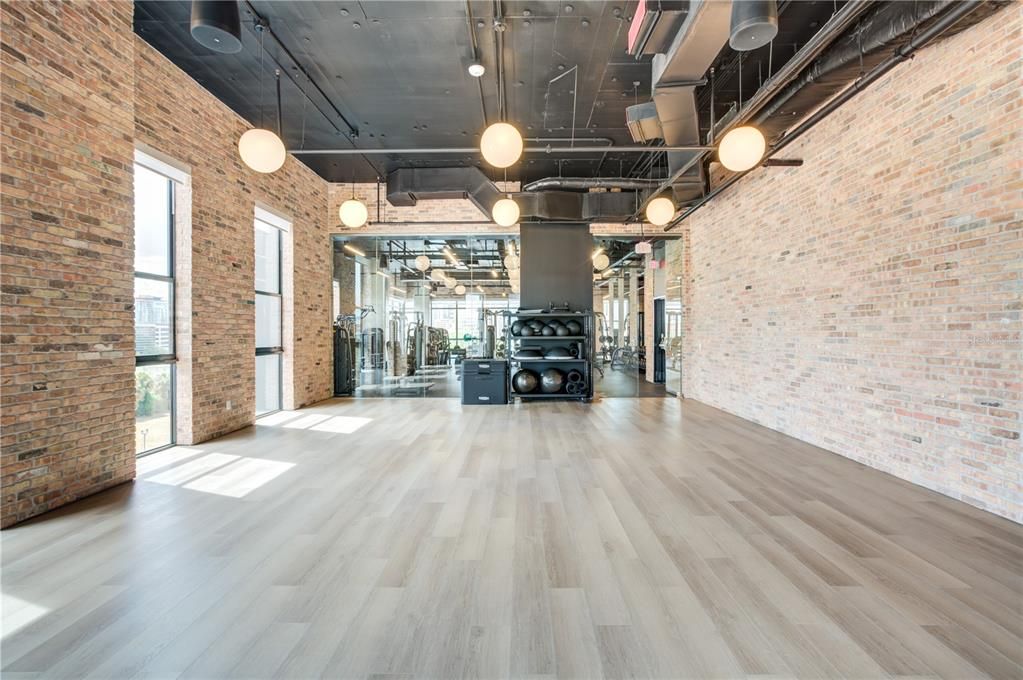 For Rent: $2,520 (1 beds, 1 baths, 518 Square Feet)