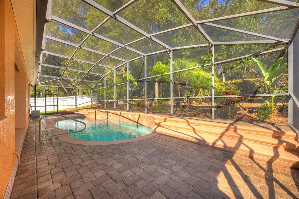 For Sale: $450,000 (4 beds, 3 baths, 2361 Square Feet)