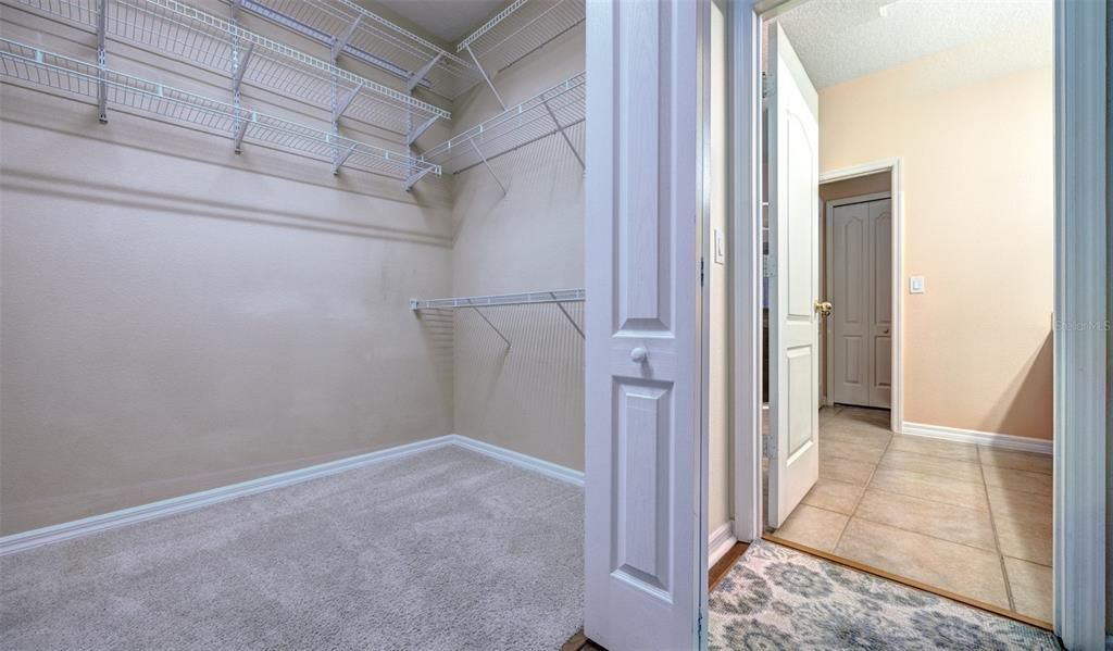 For Sale: $450,000 (4 beds, 3 baths, 2361 Square Feet)