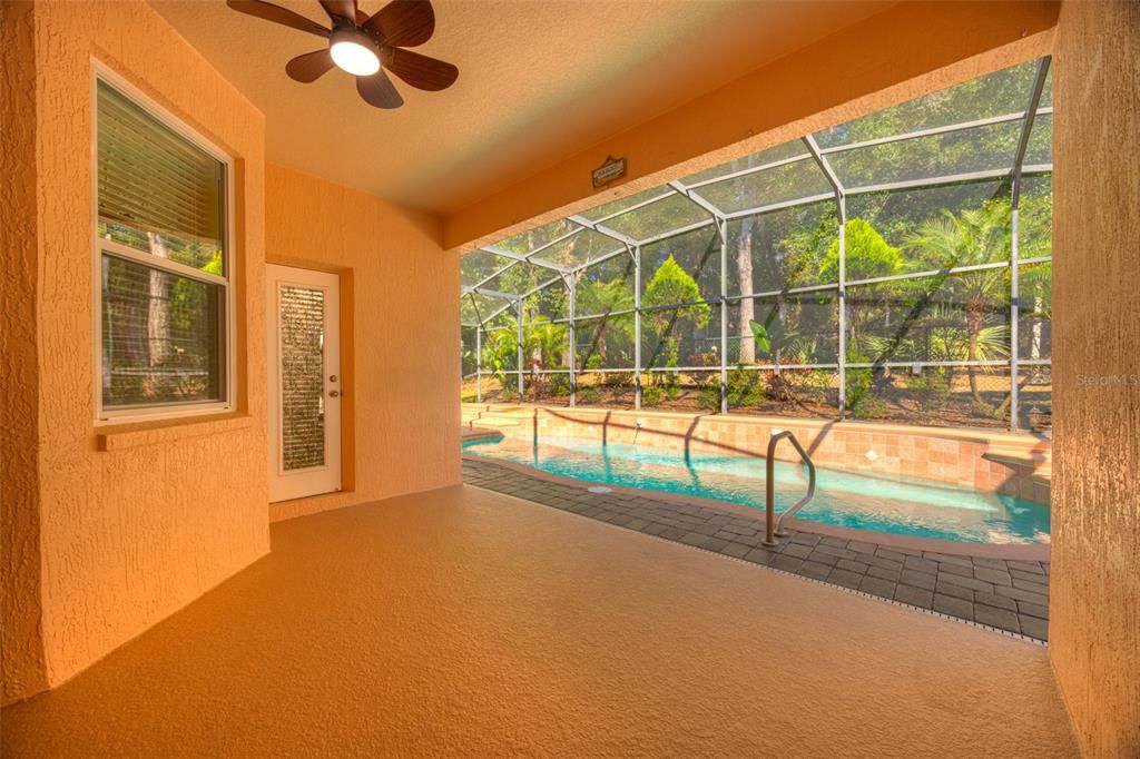 For Sale: $450,000 (4 beds, 3 baths, 2361 Square Feet)