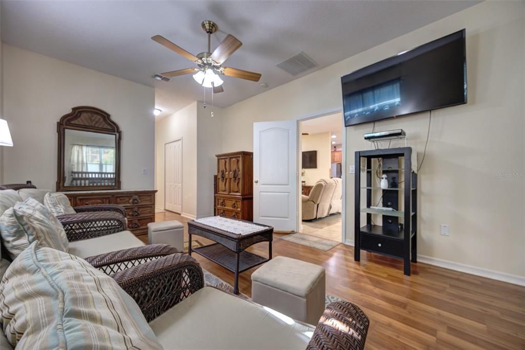 For Sale: $450,000 (4 beds, 3 baths, 2361 Square Feet)