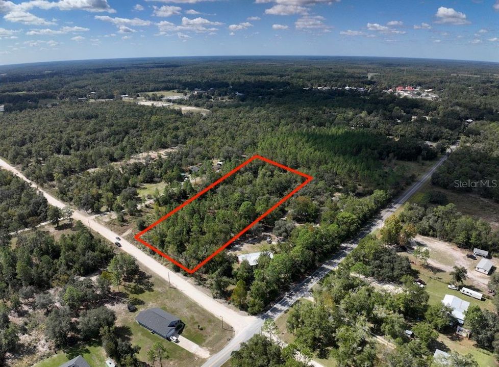 На продажу: $46,500 (2.49 acres)
