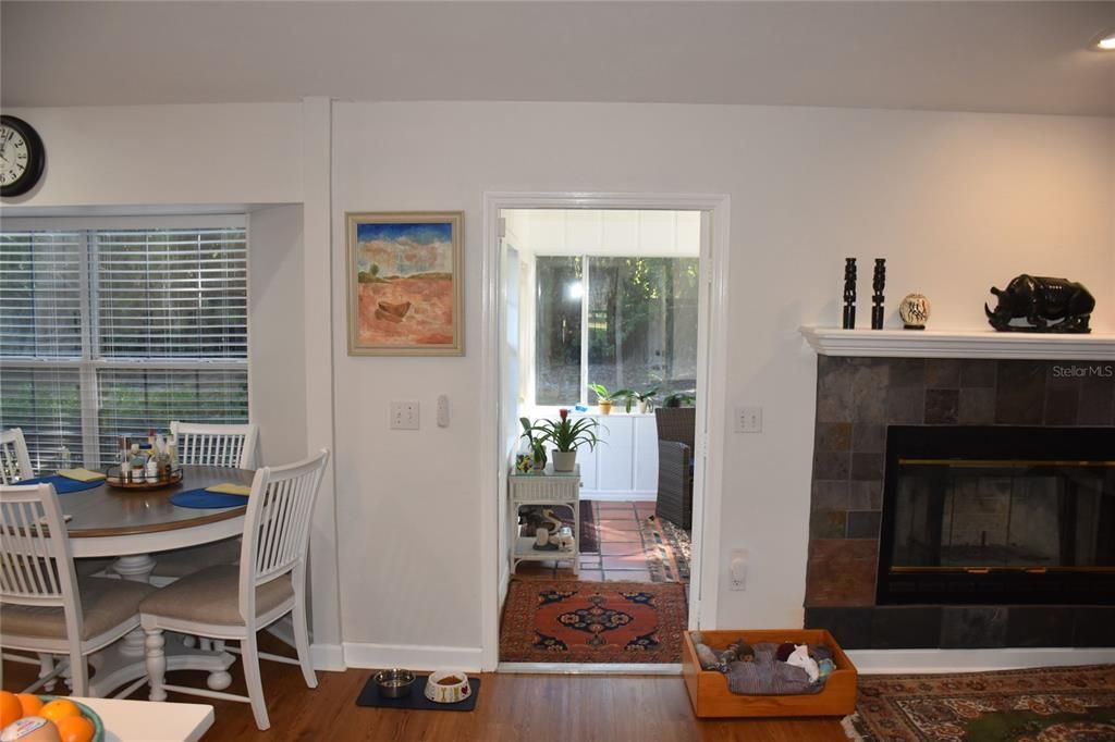 出租: $2,900 (3 贝兹, 2 浴室, 2093 平方英尺)