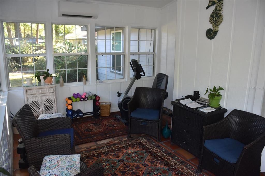 出租: $2,900 (3 贝兹, 2 浴室, 2093 平方英尺)