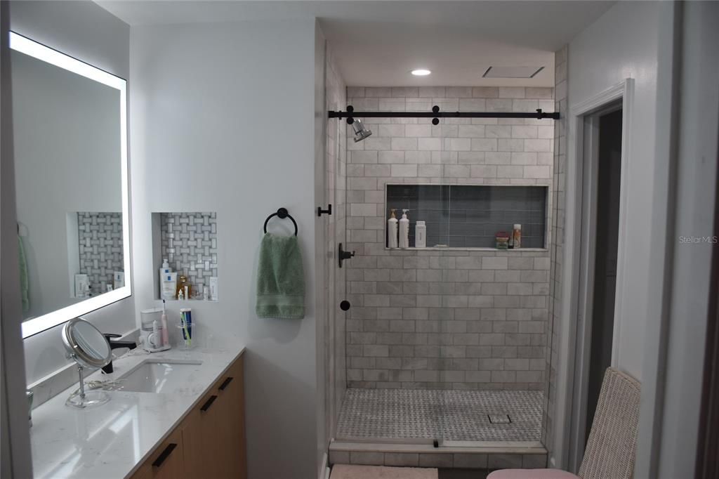 出租: $2,900 (3 贝兹, 2 浴室, 2093 平方英尺)