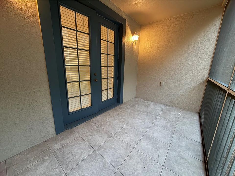 For Rent: $1,900 (3 beds, 2 baths, 1433 Square Feet)