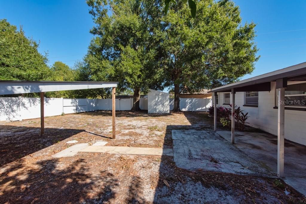 En Venta: $385,000 (4 camas, 2 baños, 1073 Pies cuadrados)